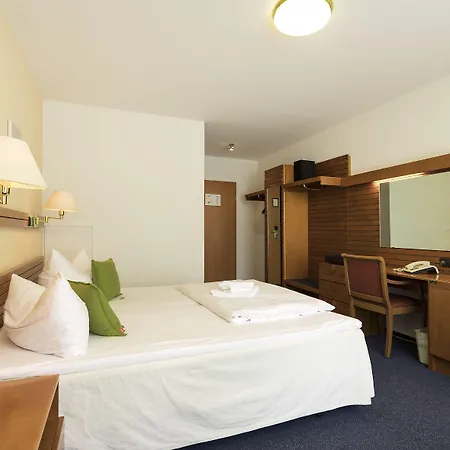 Am Hotel Grevesmuehlen