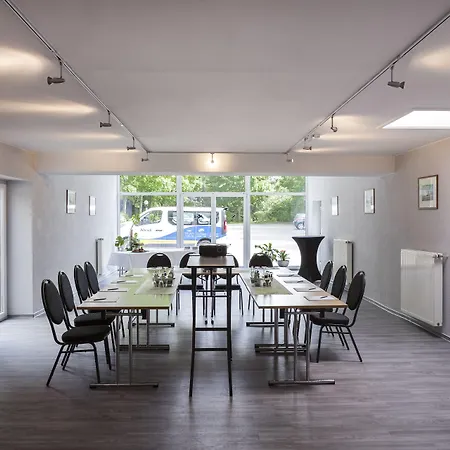 Am Hotel Grevesmuehlen