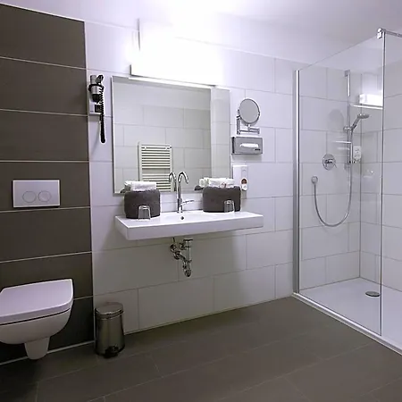 Hotel Am 3*