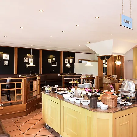 Am Hotel 3*