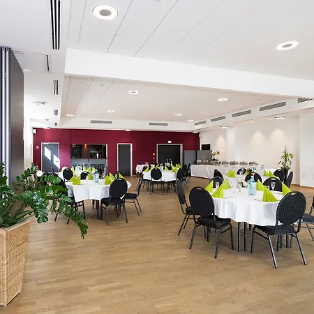 Am Hotel Grevesmuehlen